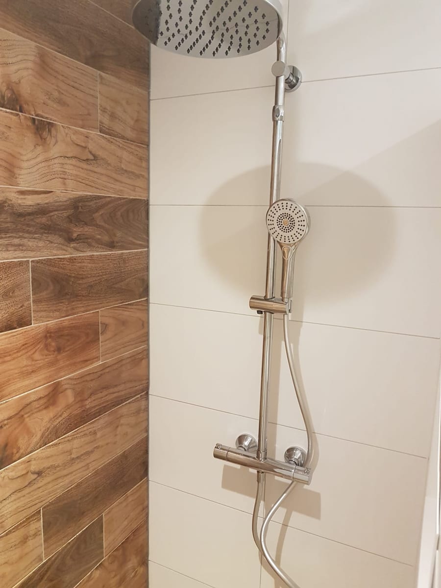 Badkamer Warm Hout · na