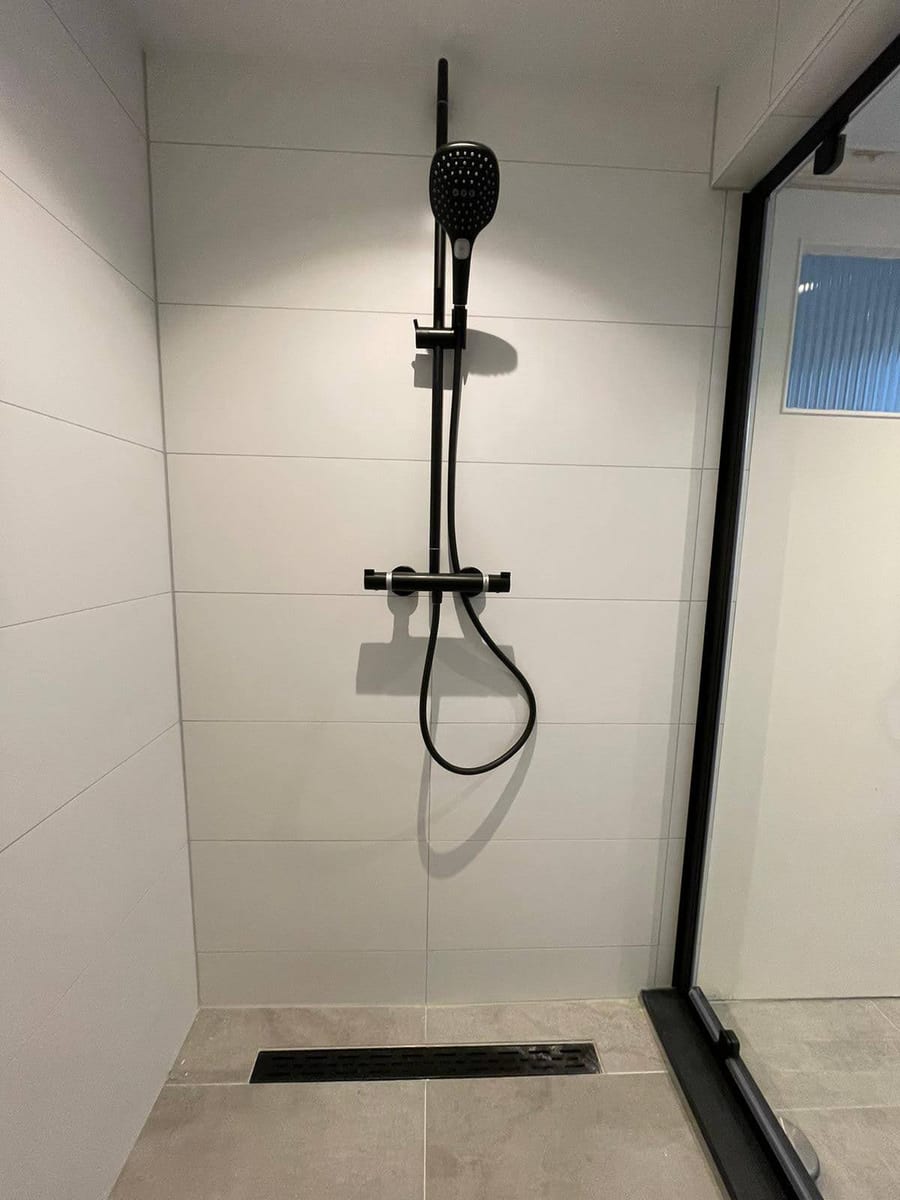 Badkamer Wit & Zwart · na