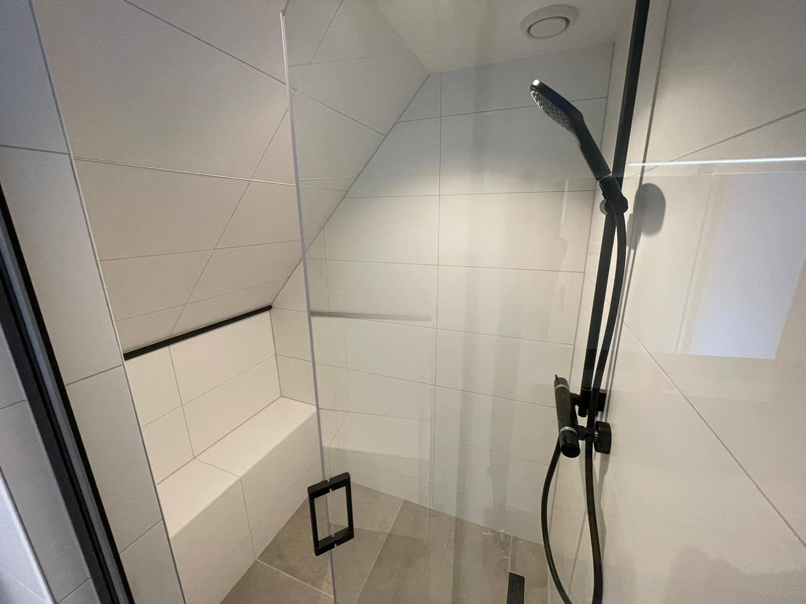 Badkamer Wit & Zwart · na