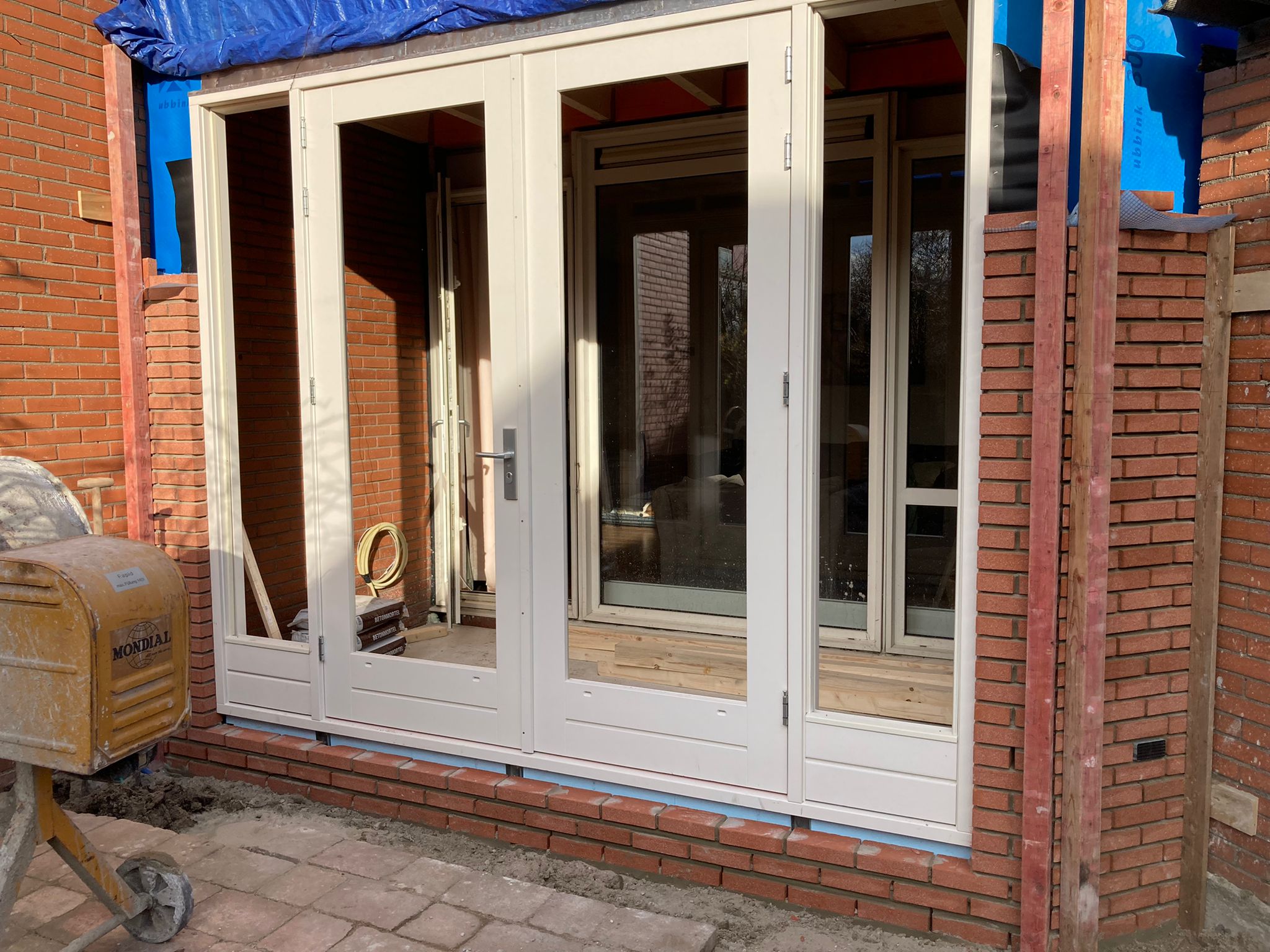 Aanbouw met Openslaande Deuren · tijdens