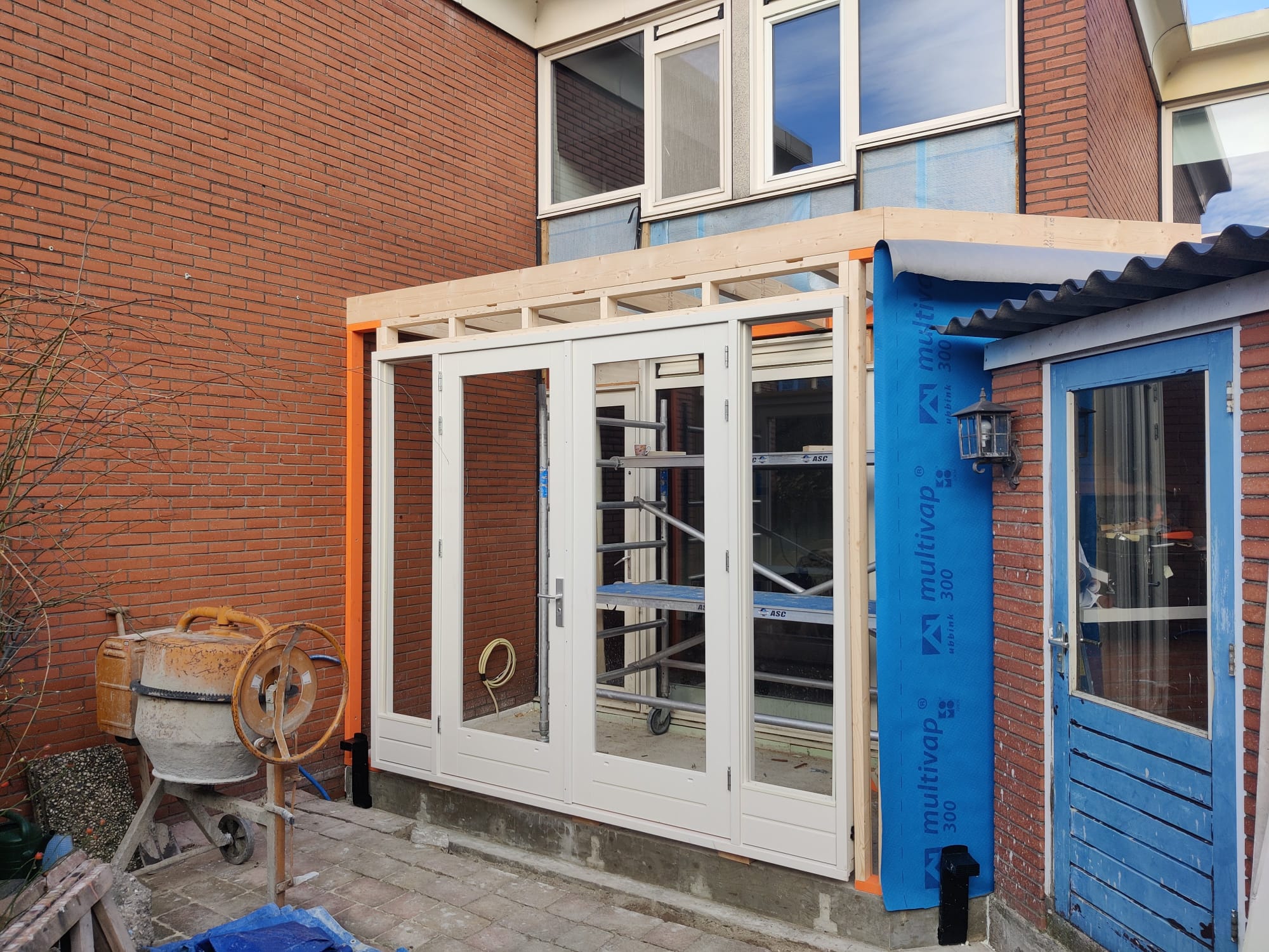 Aanbouw met Openslaande Deuren · tijdens