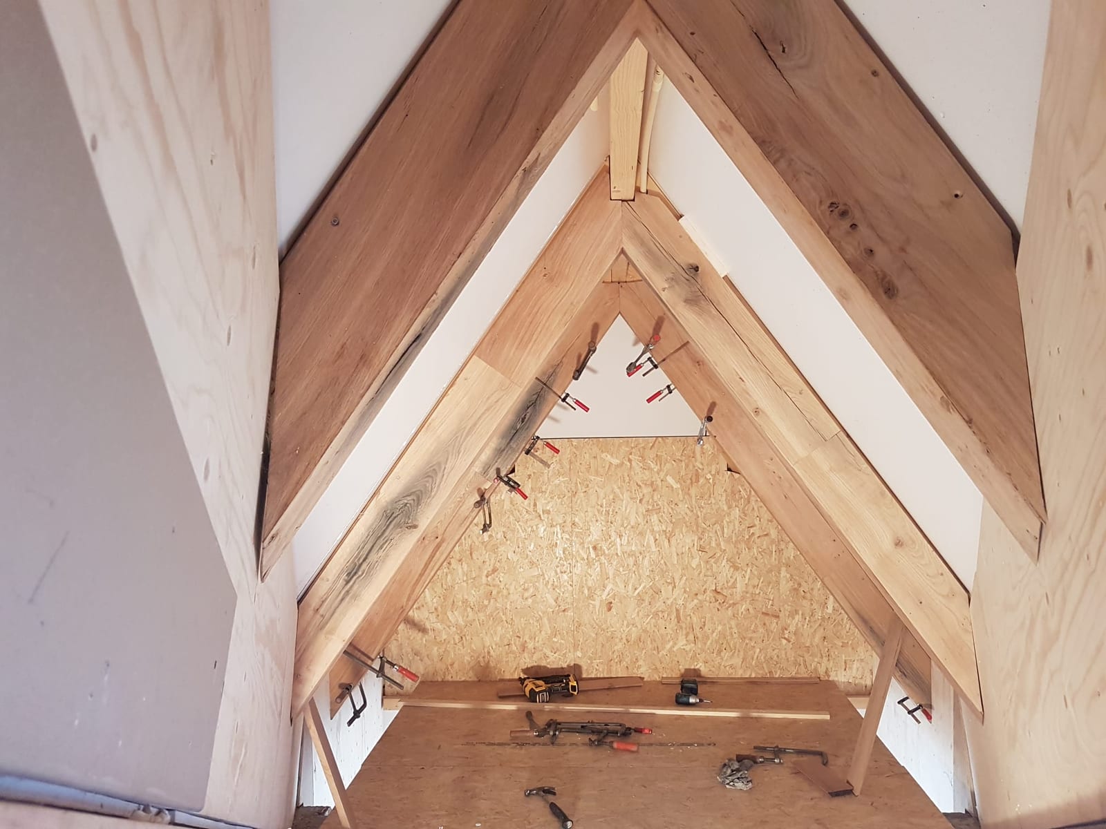 Dakkapel met Eiken Spanten · tijdens
